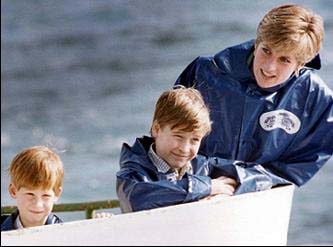 boat.jpg (19522 bytes)